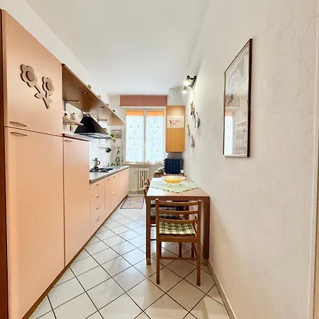 Apartment Pessola Parma